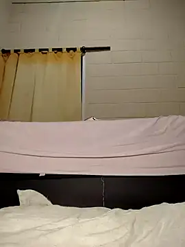 Webcam Model (agneswithlove)  is live.Free join now!