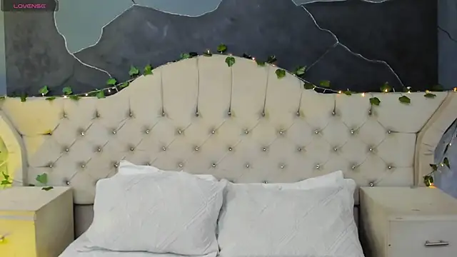 ambergreyy_ - AmberGreyy_'s free webcam - UK Sex Cams