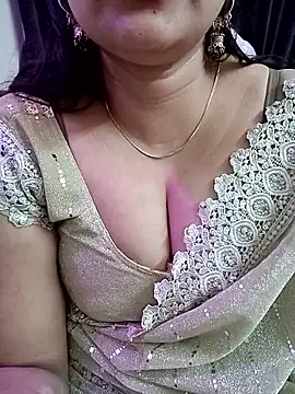 kaamuk_shweta webcam