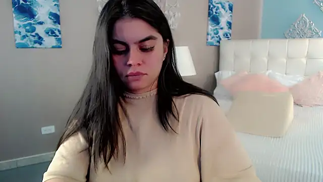 _Maddison_Ivanova_ webcam