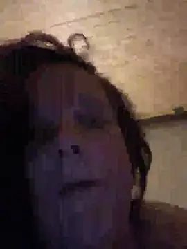 kristynamoimeme webcam