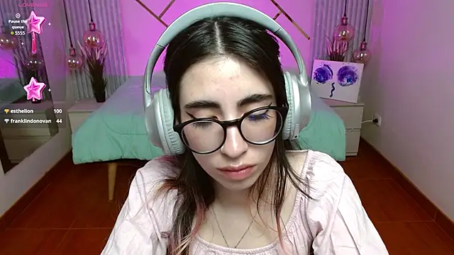 lenaroses (G young) - Oil in the boobs