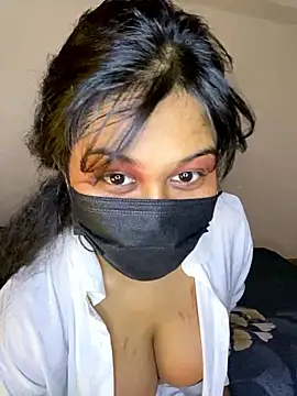 Monica__Bellucci__ webcam