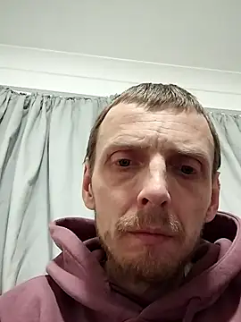 CrookedBunk3527 webcam