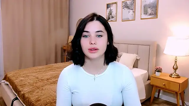 lil_angel_ live cam screenshot female on ZGTJNJ – 中文直播、回放与 GIF 精彩瞬间