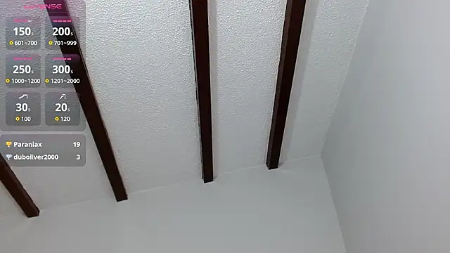 Lunasquirt1985 webcam