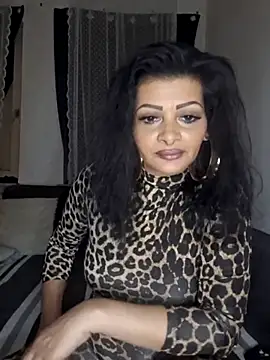 pillango1212 (F milf) - Play tits 3 minut