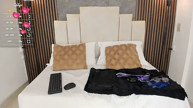 catiusca_reyes_03 webcam