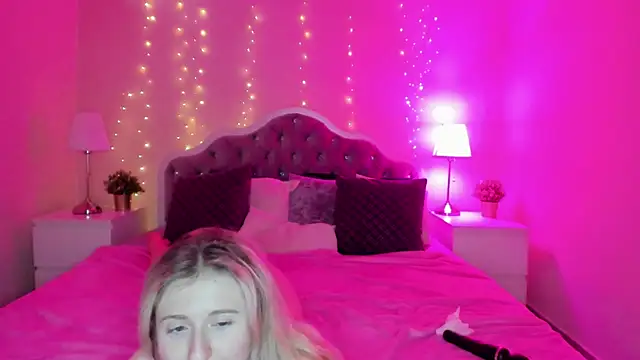 CamillaDreamer webcam