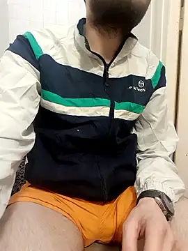 80julien (Ask my age) - Branle jusqu'à  Ejack