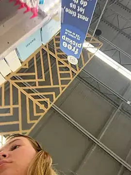 AllesandraLove webcam