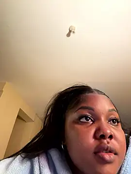 sexybubblebuttt (F young) - SQUIRT OR ANAL AT GOAL