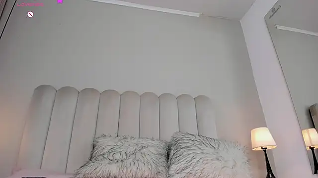 Melanie_hillz webcam