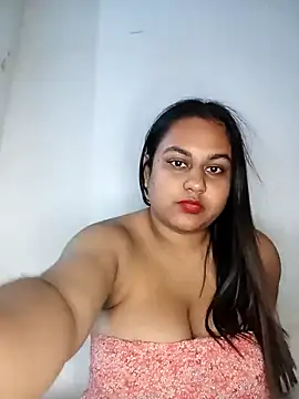 Webcam Model (bumblebeegirl) is live