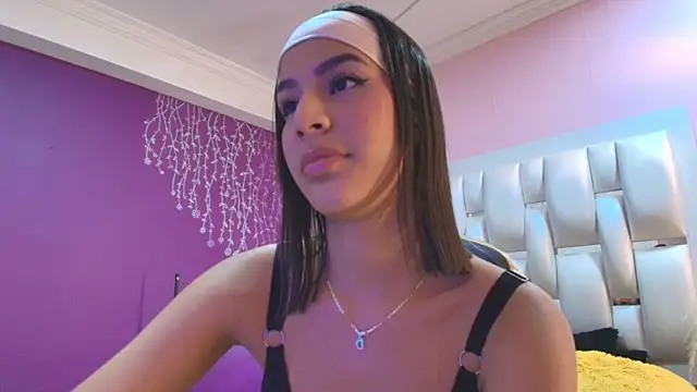 martiina_1 - Martiina_1's free webcam