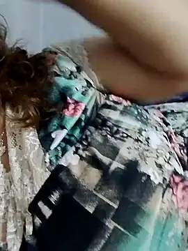 Webcam Model (houda_sex_hot) is live