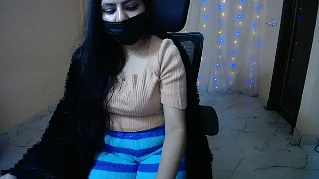 NAUGHTY_Niya webcam