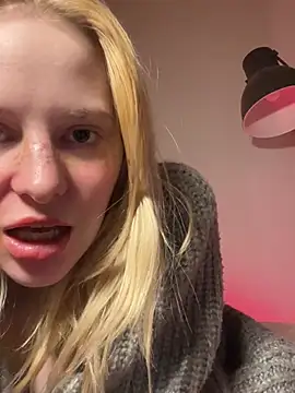 Crazycrazycrazy6 webcam