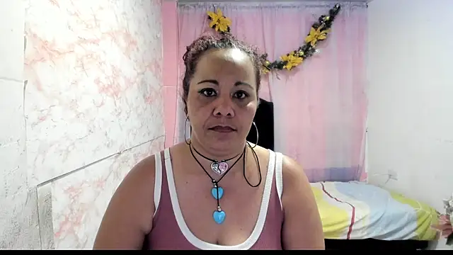 Brunette_sasha webcam