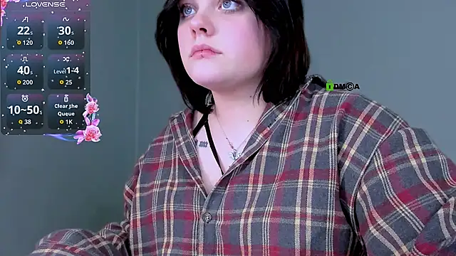 lika_pop (F teen) - show off your tailbone tattoo