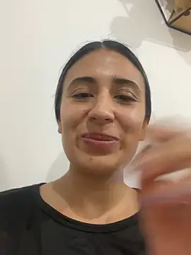 Megumi_Ivanov webcam