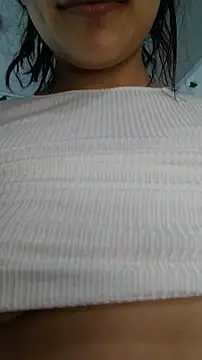 Webcam Model (_Sofii_01)  is live.Free join now!