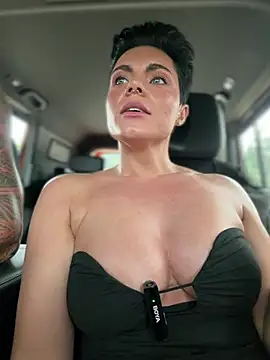 LukeLouHarvey webcam