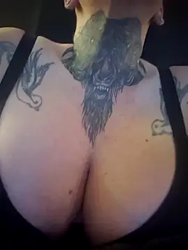 Sophie_love88 webcam