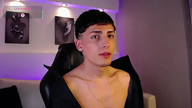 MateoMitchell webcam