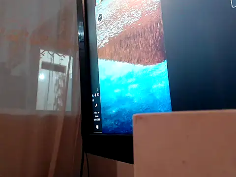 fetichefantasi24cm webcam