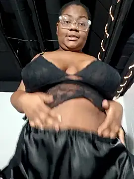 SexybbwLee webcam