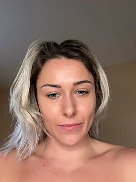 petrouchkaaa_ webcam