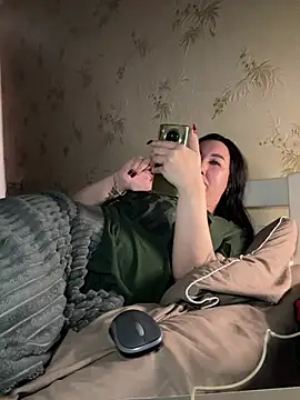 Naughtbaby_2025 webcam