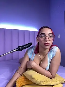 theladymonserrateshow webcam