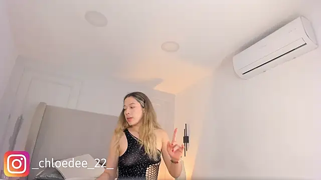 chloe_d webcam