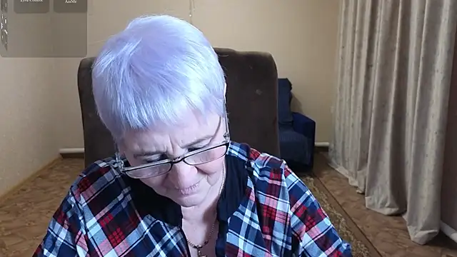 sandra_snowflake - Sandra_Snowflake's free webcam - UK Sex Cams