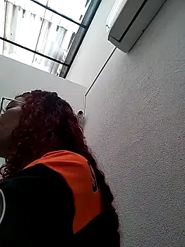 Pamelamiler__ webcam