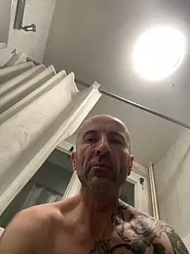 slave44nantes webcam