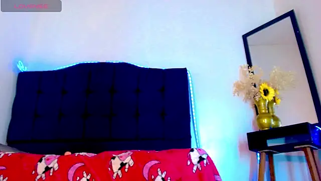 Natasha_clifford Live Webcam on Stripchat