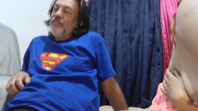 jeans_and_emma (Ask my age) - open pussy