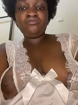 sweet18creamybigpussy webcam