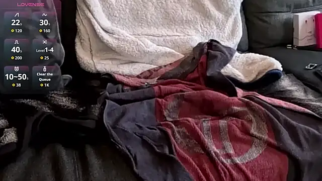 apollonfit_x (Ask my age) - Lovense deep in my Ass