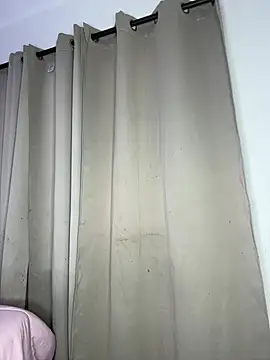 Webcam Model (Dulcekitty__)  is live.Free join now!