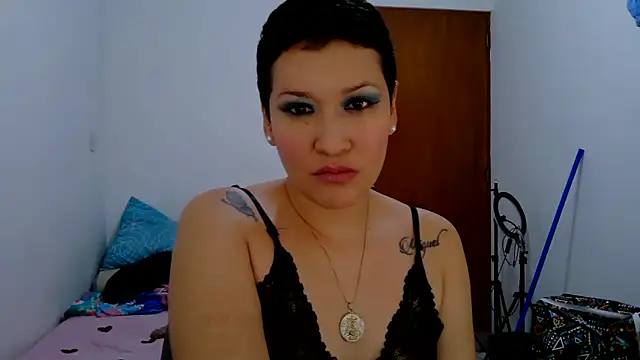 luxandracon23 - Luxandracon23's free webcam - UK Sex Cams