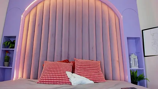 jaylascott__ - JaylaScott__'s free webcam - UK Sex Cams