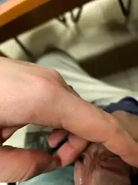 onbifeet Live Webcam on Stripchat