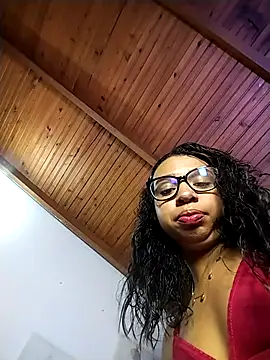 suzanelee1 - Suzanelee1's free webcam - UK Sex Cams