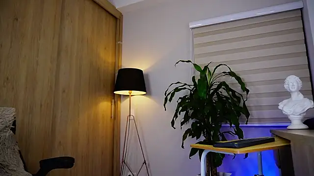 erick_thompsonx - Erick_Thompsonx's free webcam - UK Sex Cams