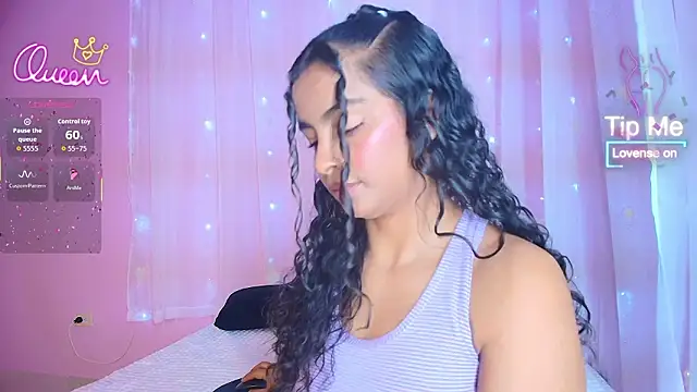 SunnyGilmoree webcam