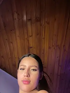 Sofia18_pinkk Live Webcam on Stripchat